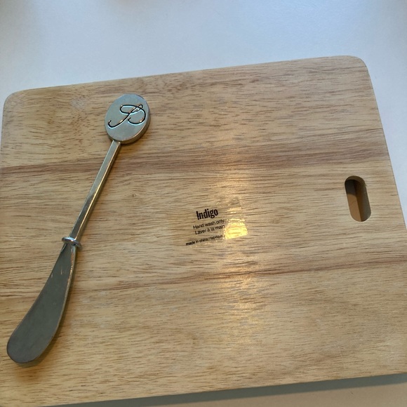 Indigo Monogrammed Cheese Board - Picture 4 of 5